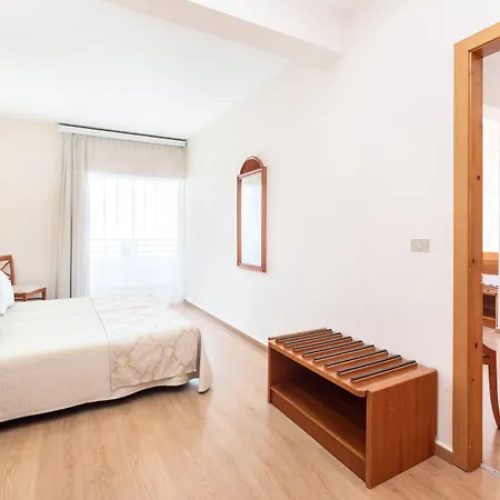 Hc Magec מלון 4*