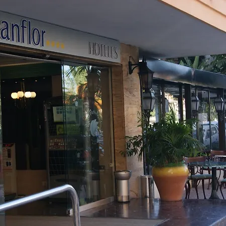 מלון Hc Magec 4*