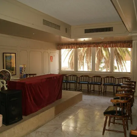 ホテル Hc Magec 4*